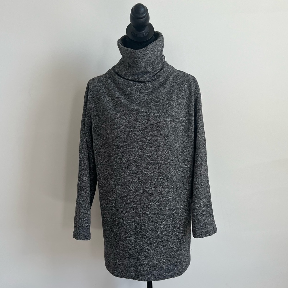 Uniqlo Turtleneck Long Sleeved Mini Dress women’s size small